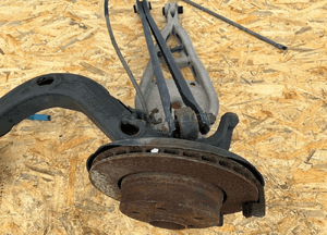 BMW X3 E83 Zwrotnica tył prawa - 16492 4