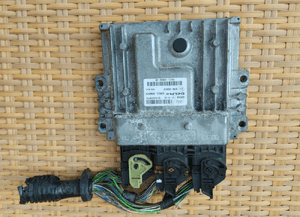 STEROWNIK SILNIKA KOMPUTER FORD KUGA MK2 2.0 TDCI DV41-12A650-BE 1