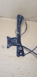 Mechanizm podnośnik szyby lewy przód Skoda Rapid 5JA837461 3