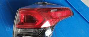 toyota rav 4 lampa tylna 81550-42201 1