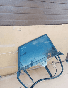 Mechanizm podnośnik szyby ramka prawy tył Audi A6 C6 1