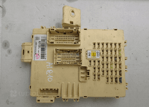 SKRZYNKA BEZPIECZNIKÓW KIA CEED II 2 12-15 1.6 CRDI 1