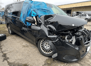 Mercedes V 220 cdi średni long 2016r karoseria  dokumenty salon PL 2