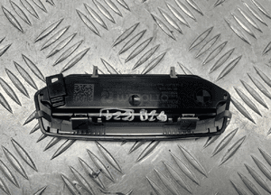 Bmw G06 G20 lampka podsufitki 9490431 3