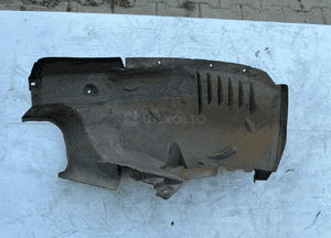 Mercedes c W204 nadkole przód przednie prawe A2046905930 2