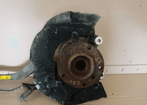 Zwrotnica lewy przód przednia lewa BMW E60 6760953 3.0D 2