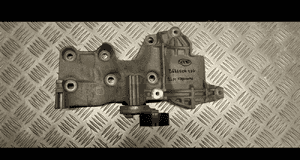 Mercedes W177 łapa alternatora 117105989R 1