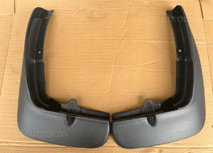 Chlapacze przednie nowe CAS500070 Range Rover Sport L320