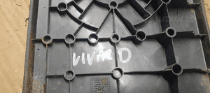 Osłona stopnia stopień drzwi lewy Opel Vivaro B Trafic III 93868933 8