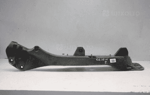 Mocowanie prawe wspornik przedniego błotnika prawy RENAULT CLIO III 2005-2012 1