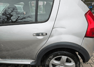 Dacia Sandero I  Stepwey błotnik tył tylny  lewy 1