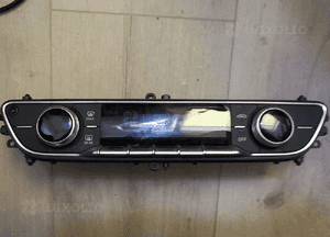Audi OE 8W0820043AN 1