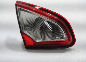 Lampa lewa tył w klapę nissan qashqai i J10 26555-BR01A 2010-2013 lift 2