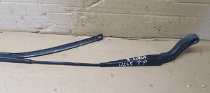 Ramie wycieraczki prawy przód wycieraczka Mercedes W245 A1698200240 2