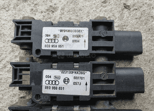 Czujnik 8E0959651 A Uderzenia Czujnik Uderzeniowy Sensor Audi A3 8P A4 B6 B7 A6 C5 3