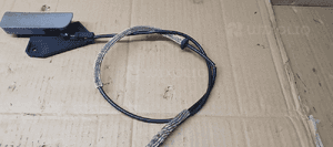 Klamka raczka dźwignia otwierania maski linka cięgno VW Touareg 7L0823633D 4