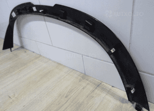 Listwa błotnik tył prawa land rover L8B2-286D02-BX 8