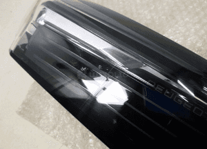 Peugeot 308 iii T10 21- lampa prawy tył w błotnik prawa tylna oryginał 10