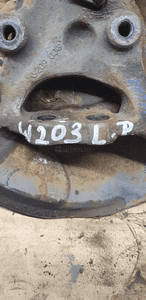 Zwrotnica lewy przód przednia lewa Mercedes W209 W203 8