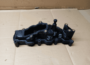 Kolektor ssący prawy Audi A6 C6 2.7 TDI 059129712N 3