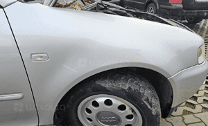 Audi A3 lift 8L błotnik przód przedni prawy  LY7W 1