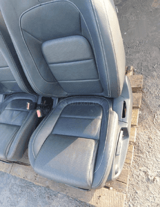 JAGUAR XE X760 KOMPLET FOTELI SIEDZENIA UK ladne 3