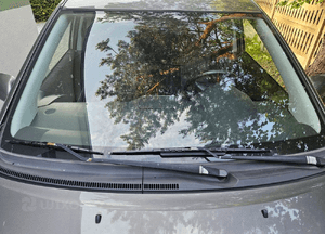 Toyota Corolla Verso Lift szyba przód przednia 1