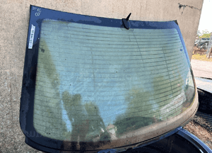 MERCEDES E 211 sedan tylna szyba tył zielona niebieska 7