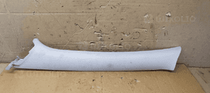 Osłona poszycie słupka lewy przód Citroen C5 III 9685464377 9655493577 1