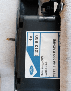 Boczek tapicerka lewy przód przednia lewa Ford Mondeo MK3 6