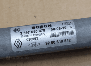 Dacia Sandero I mechanizm wycieraczek przód silniczek 2