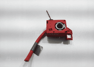 Klema plus plusowa akumulatora pirotechniczna bmw E90 E91 6982227 2008-2012 3