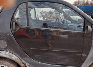 Smart fortwo 450 prawe kompletne w kolor 1