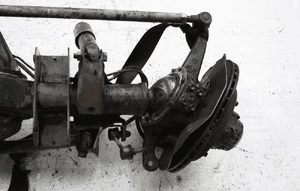 Suzuki Jimny 1.5 DDIS zwrotnica prawy przód lift europejska 2