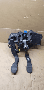 Pedały pedał hamulca sprzęgła Fiat Punto EVO 50508929 1