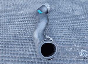 Przewod Turbiny 8E0145737E 8E0145837G Intercooler Rura Krociec Waz 1.9 2.0 TDI Audi A4 B6 B7 A6 VW 4