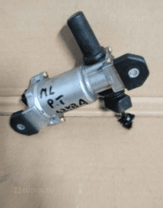 Silniczek szyby Mercedes ML W163 Prawy tył A1638201442 2