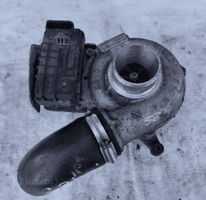 Turbosprężarka turbina peugeot 4007 citroen c-crosser 2.2 hdi 9684849580 1