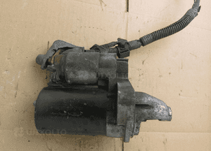 ROZRUSZNIK 28100-0Q021-D TOYOTA AYGO CITROEN C1 PEUGEOT 107 1,0 2