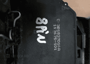 Zamek drzwi Prawy przód Passat b5 3B1837016A 4