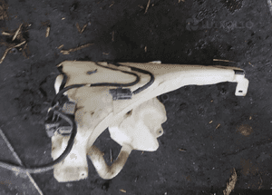 zbiorniczek spryskiwaczy volvo v 50 2