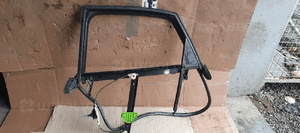 Mechanizm podnośnik szyby ramka lewy tył Audi A4 B6 8E0839461 1