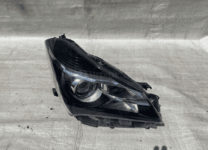 Toyota yaris iii 3 lift lampa prawa 14- 1