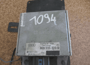 Wzmacniacz antenowy A4 B7 8E5035223D 8E0035456B 1