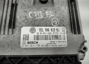 Komputer sterownik volkswagen caddy iii 2.0 tdi 03L906018NJ 0281018139 11- 4
