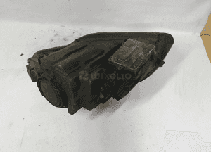 Lampa przednia prawa przód prawo audi A4 B7 8