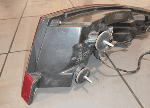 Jaguar xf X250 sedan lampa tył lewa w błotnik tylna europa oryg b.ładna 9