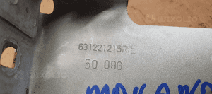 Mocowanie błotnika uchwyt prawy przód Opel Movano III 631221215R 6