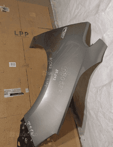Błotnik prawy przód opel astra j lift Z41W 1