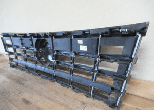 Grill gril atrapa vw touareg iii 3 2018- 6